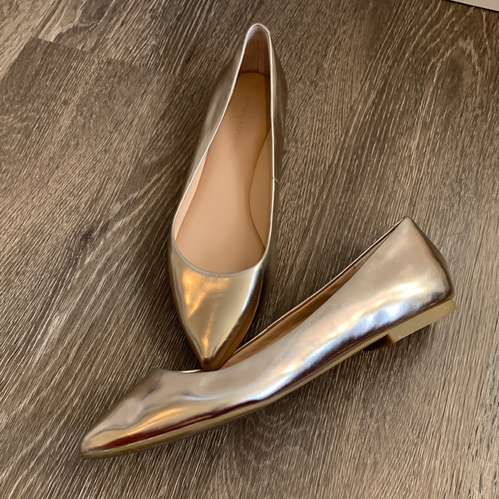 Banana Republic Rose Gold Pointed Flats Sz 7